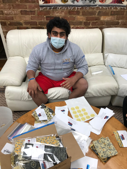THE SUNDAY SCOOP 04/25/21: Beeswax Food Wrap Making and Packaging