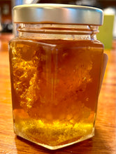 Load image into Gallery viewer, 8 oz Chunk Honey- with honeycomb
