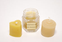 Load image into Gallery viewer, Beeswax Container Candle
